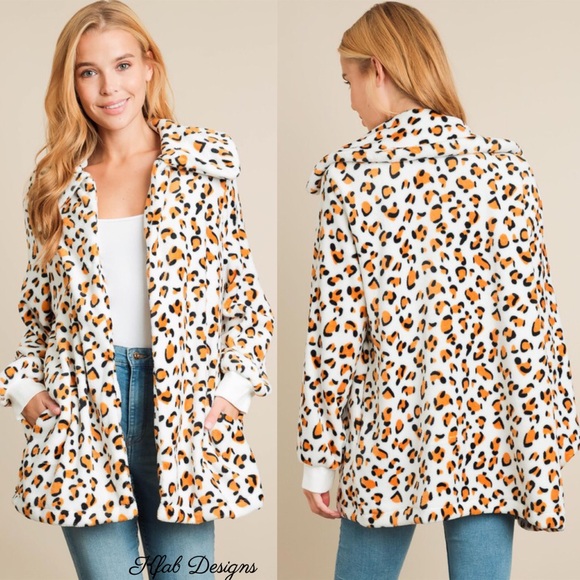 Jackets & Blazers - ❤️LAST 1! Cuff  Animal Print Open Jacket w/Pockets